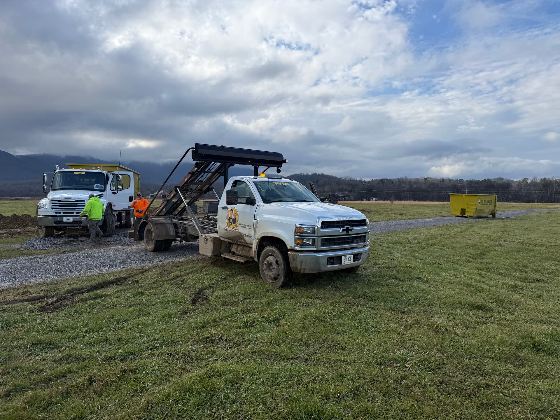 Gallery photos for Efficient Dumpster Drop in Walland: Image #1