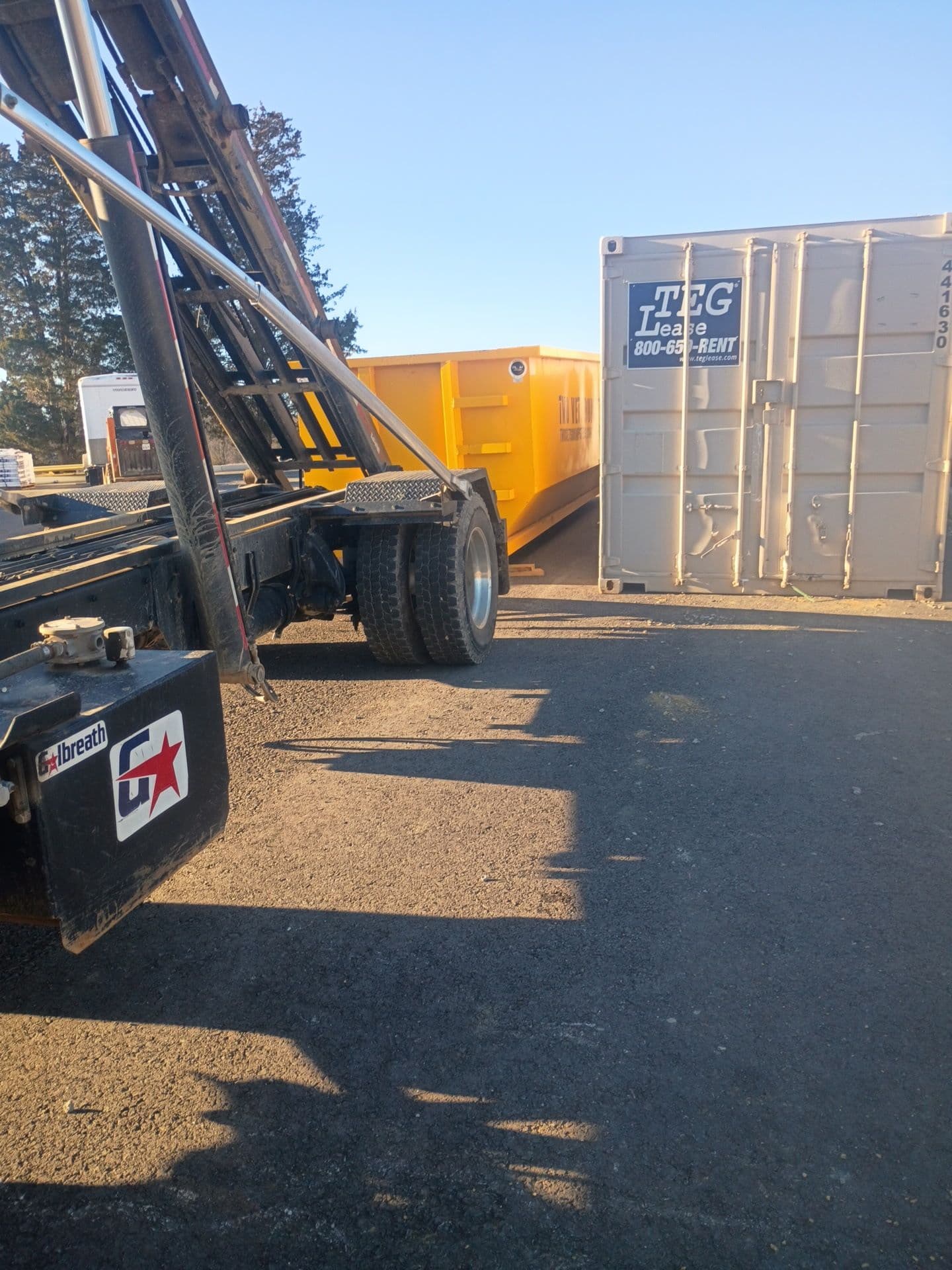 Gallery photos for Busy Day with Dumpster Rental in South Knoxville: Image #2