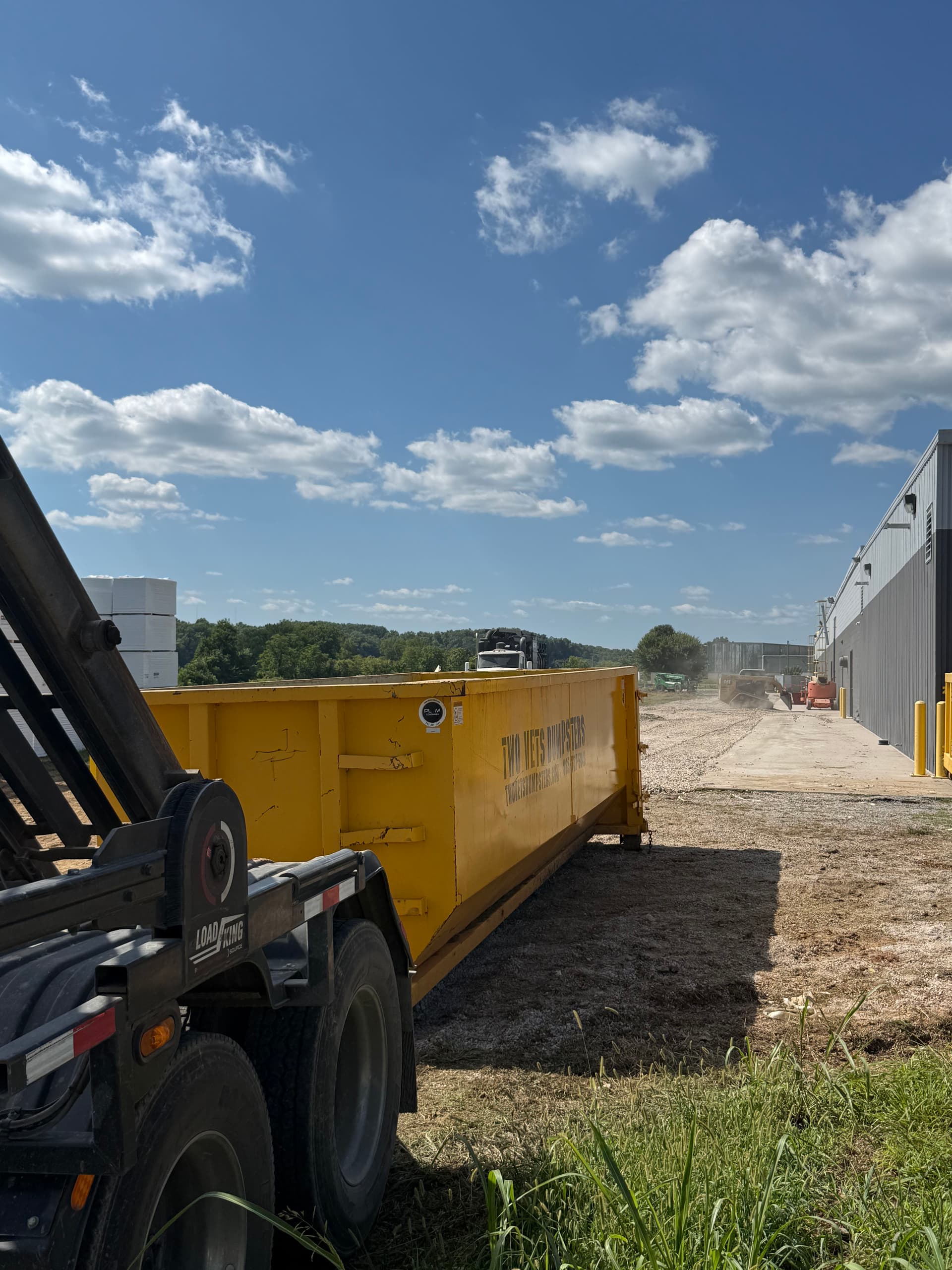 Gallery photos for Roll-Off Dumpster Rental for Commercial Roofing in Knoxville: Image #1